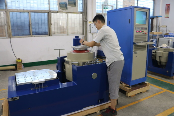 macchina di prova elettromagnetica di vibrazione 3000kg.f con BACCANO ISTA di MIL-STD