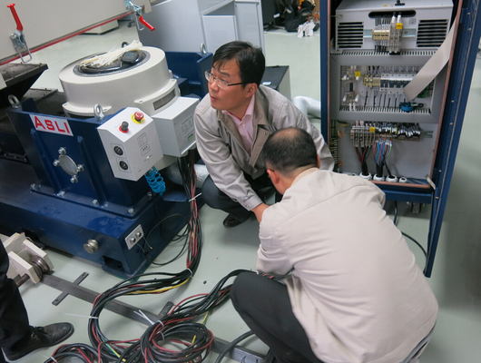 Vibrazione Shaker Testing Machine di elettrodinamica per la prova di vibrazione e di scossa