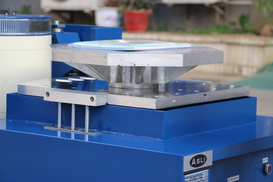 Attrezzatura industriale elettrodinamica di vibrazione con il dispositivo per i prodotti elettromeccanici