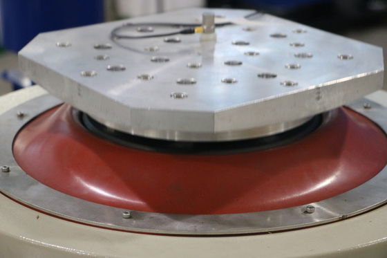 Scattivo per vibrazioni elettrodinamiche ad alta frequenza verticale per la prova delle vibrazioni delle materie plastiche