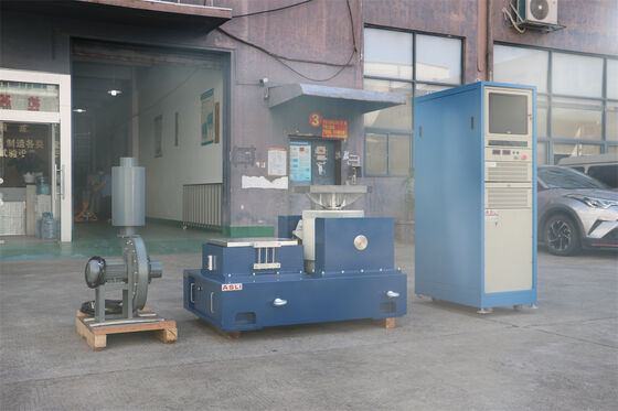 Apparecchiature per prove di vibrazione sull'asse XYZ secondo ANSI C 136.31 per lampioni