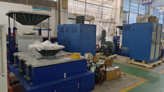 Apparecchiatura di prova per vibrazioni elettromagnetiche