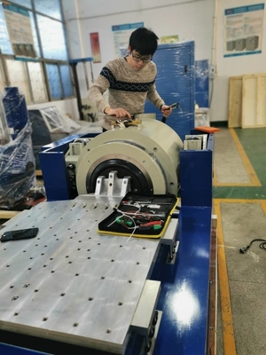 Apparecchiatura di collaudo casuale orizzontale di vibrazione 20kN per il laboratorio