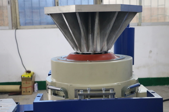 Apparecchiatura di collaudo elettrodinamica della tavola vibrante del laboratorio UN38.3 per la batteria al litio