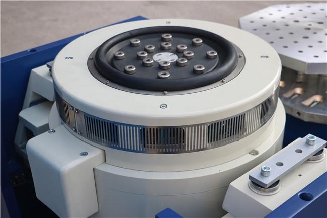 Macchina di prova verticale di vibrazione di IEC 60335-2-40 3500Hz 6000N di IEC 60335-2-24 per il laboratorio 3